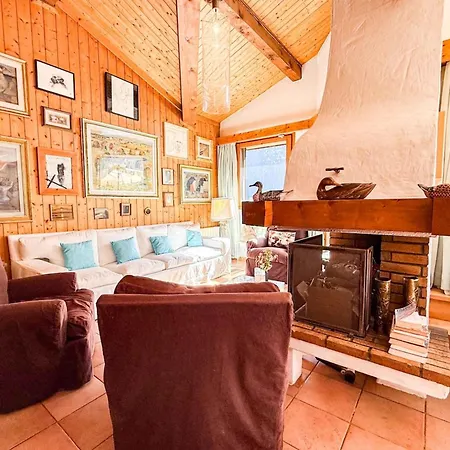 Bright Duplex In A Quiet Yet Location Apartamento Chamonix Mont Blanc