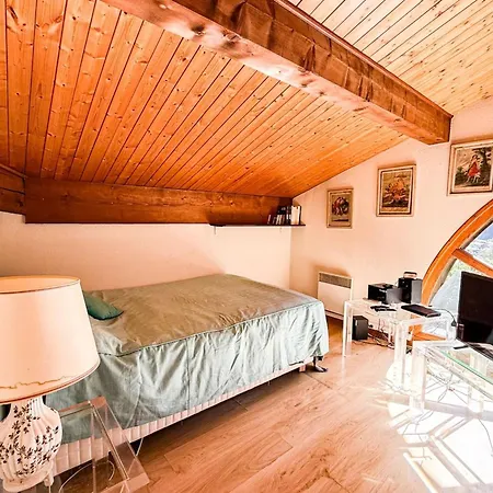 Appartement Bright Duplex In A Quiet Yet Location Chamonix